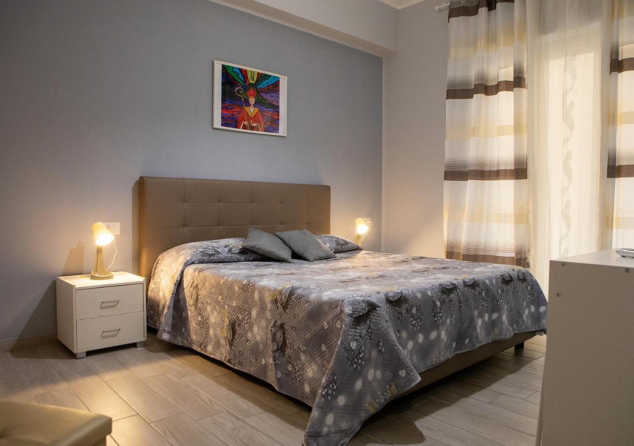 Zuroli Suite 那不勒斯 外观 照片